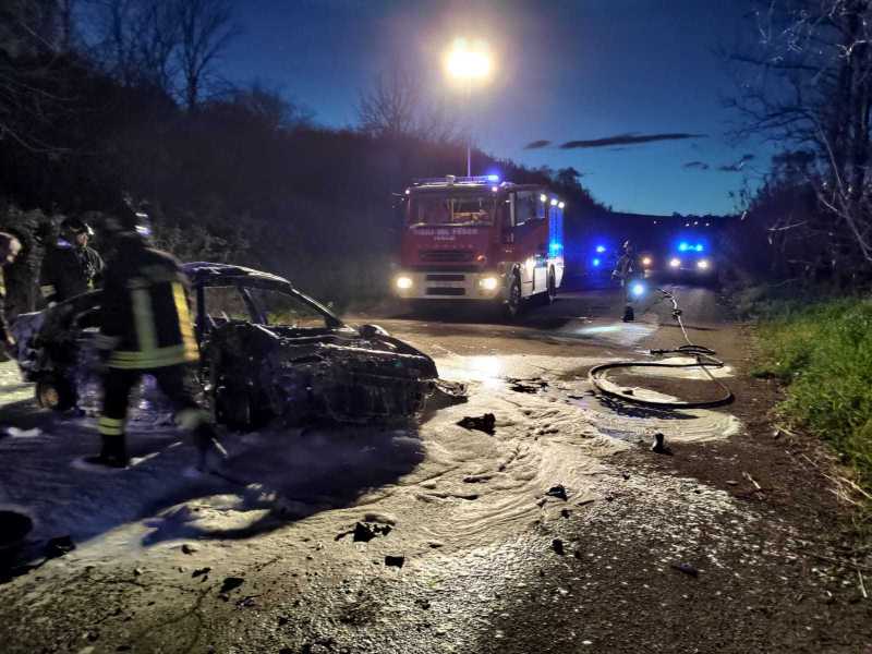 auto-contro-pilastro-selvotta-4