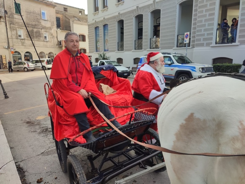 babbo-natale-cavallo