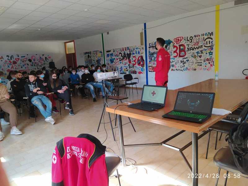 Casalbordino - Croce Rossa a scuola