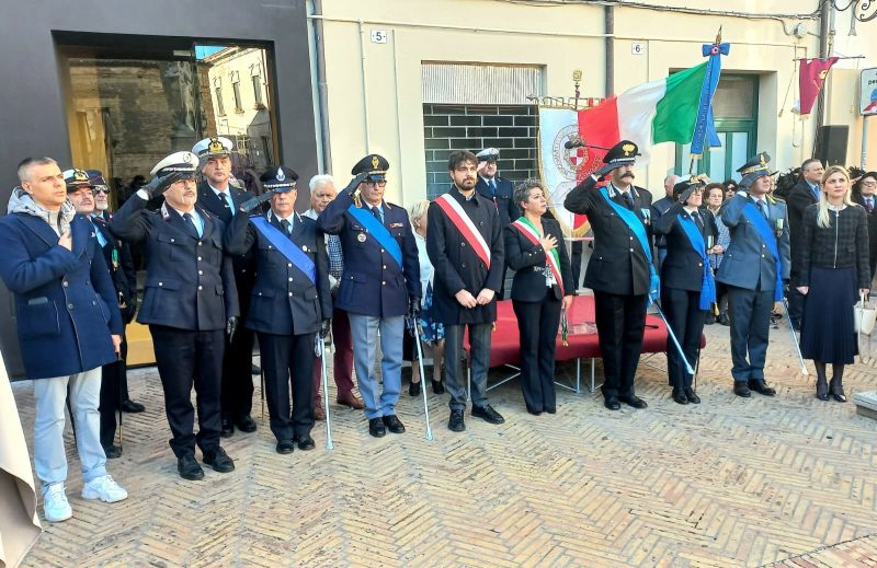corteo-caduti-h
