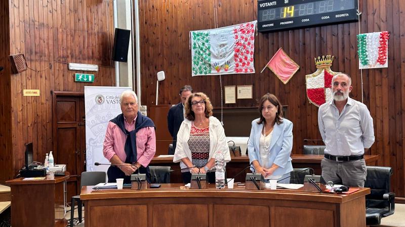 consiglio-minuto-di-silenzio consiglio-minuto-di-silenzio