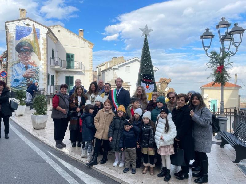 Decorazioni natalizie a Casalanguida