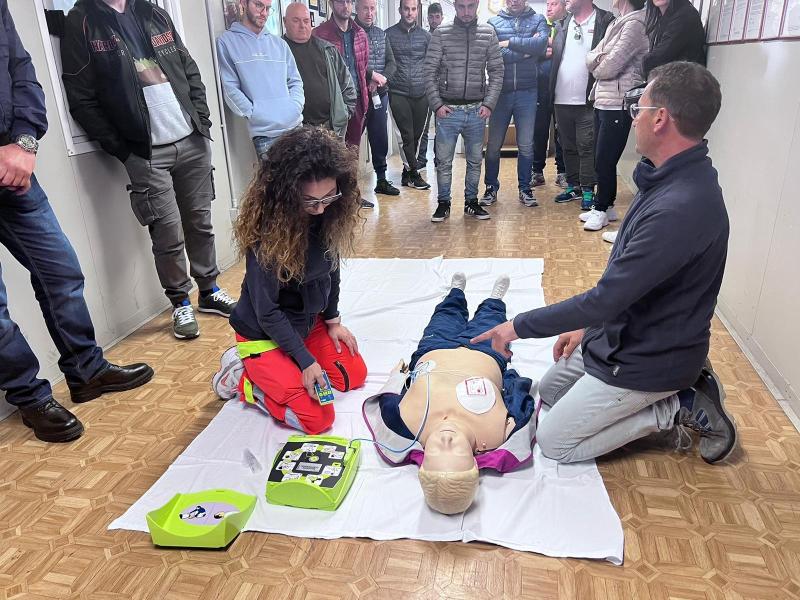 corso-defibrillatore-protezione-civile-3