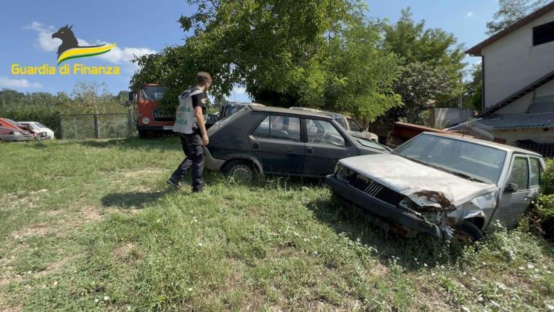 Discarica abusiva sequestrata dalla guardia di finanza