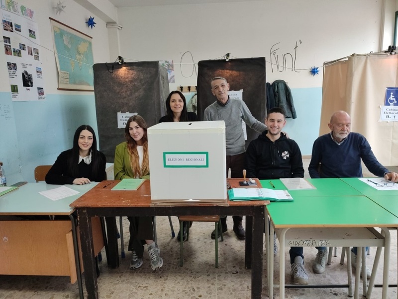 seggio-elezioni-2024-15