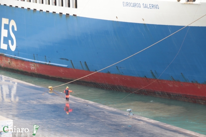 Eurocargo Salerno attracca a Punta Penna