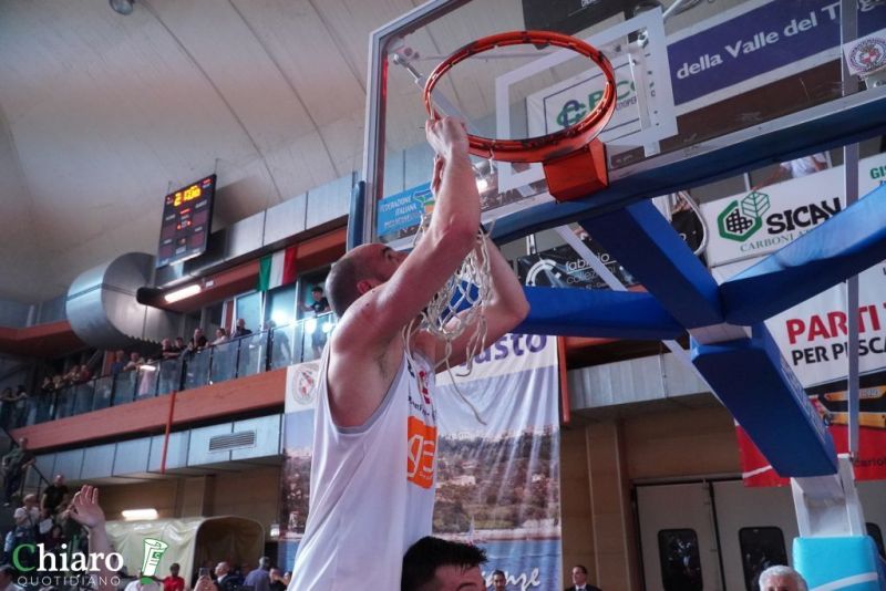 festavastobasketB-39