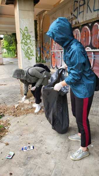 flash-mob-pulizia-12
