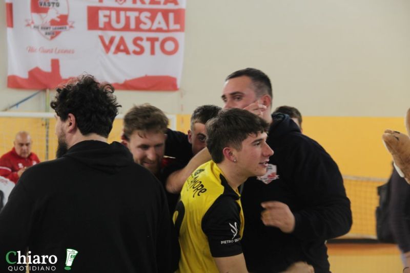 futsalvastoorioneaz1-24