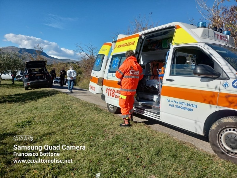 auto-ribaltata-morto-schiavi-d-abruzzo-4