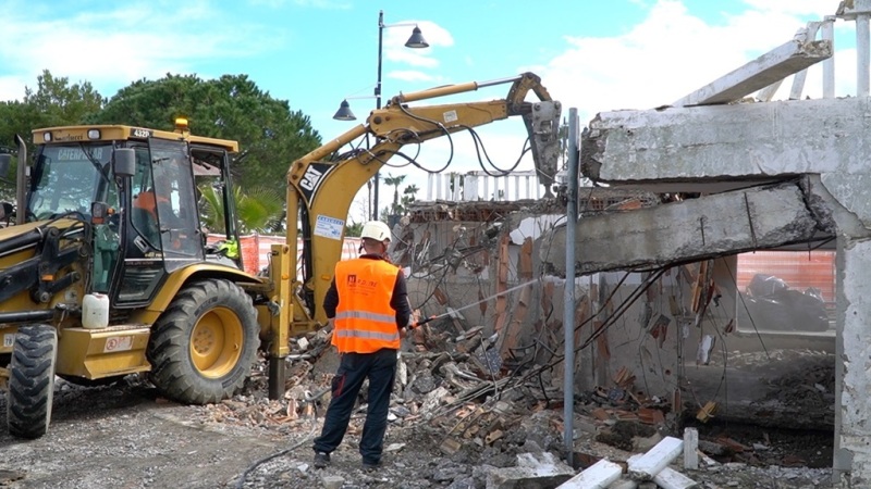 demozione-rotonda-2