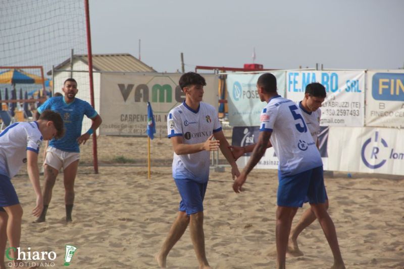 beachsoccervasto24giugno89-102