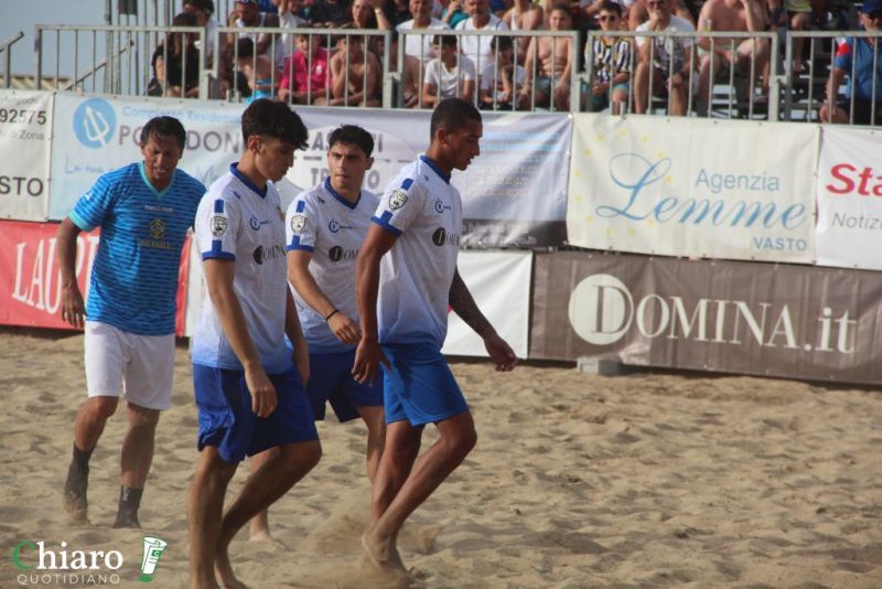 beachsoccervasto24giugno89-104