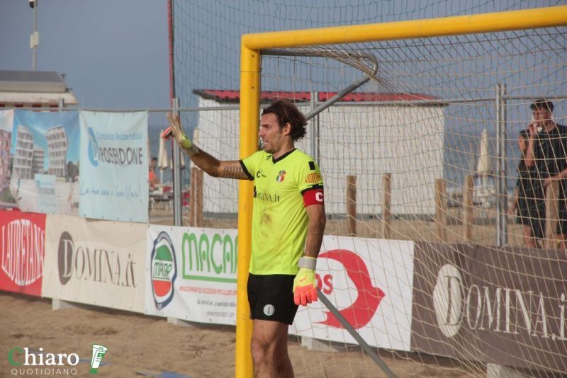 beachsoccervasto24giugno89-105