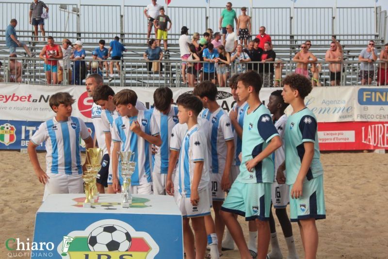 beachsoccervasto24giugno89-113