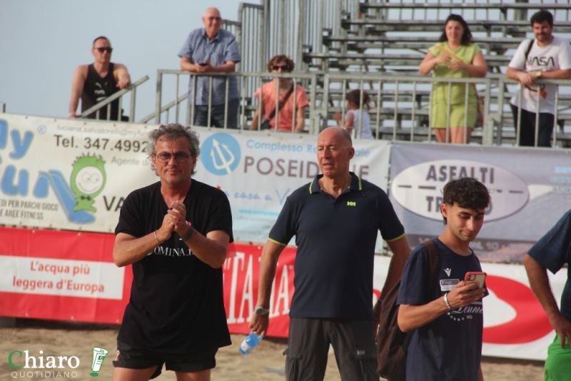 beachsoccervasto24giugno89-137