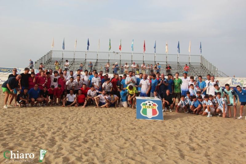 beachsoccervasto24giugno89-149