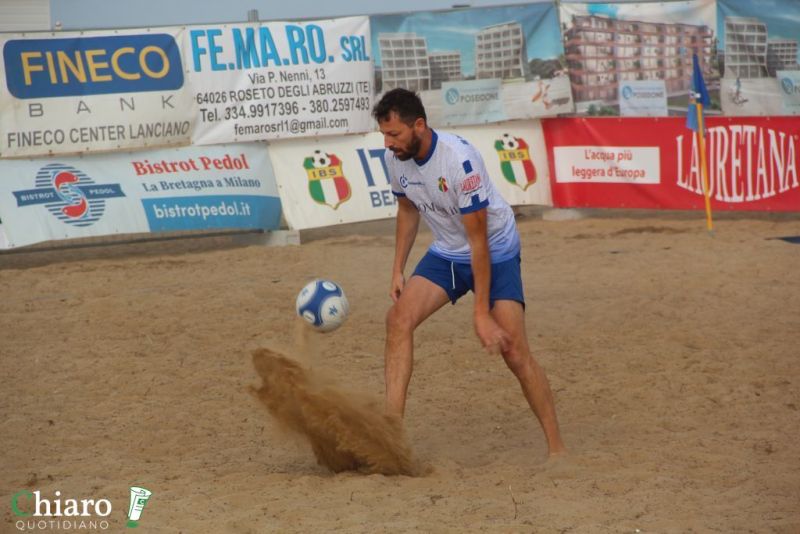 beachsoccervasto24giugno89-54