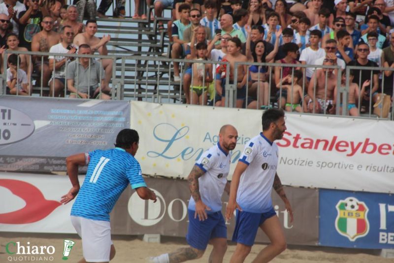 beachsoccervasto24giugno89-56