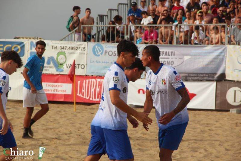 beachsoccervasto24giugno89-81
