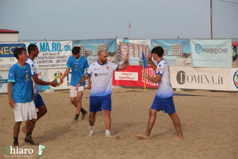 beachsoccervasto24giugno89-88