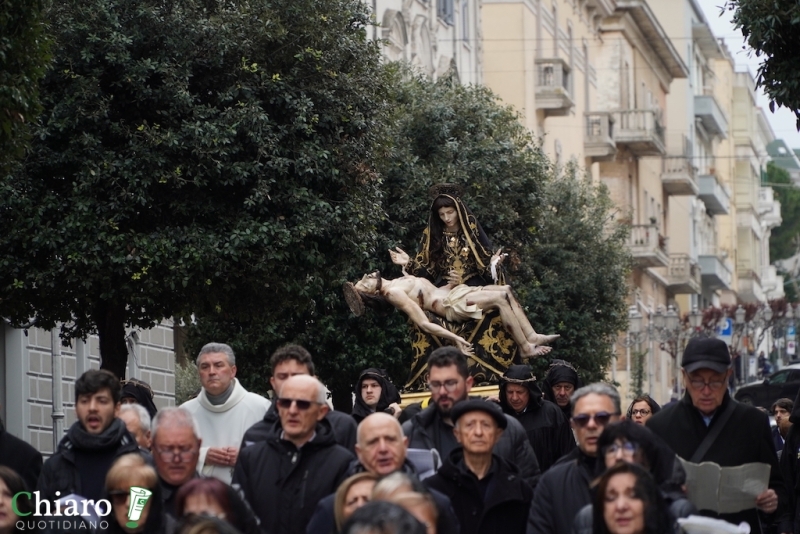 La processione del Sabato Santo