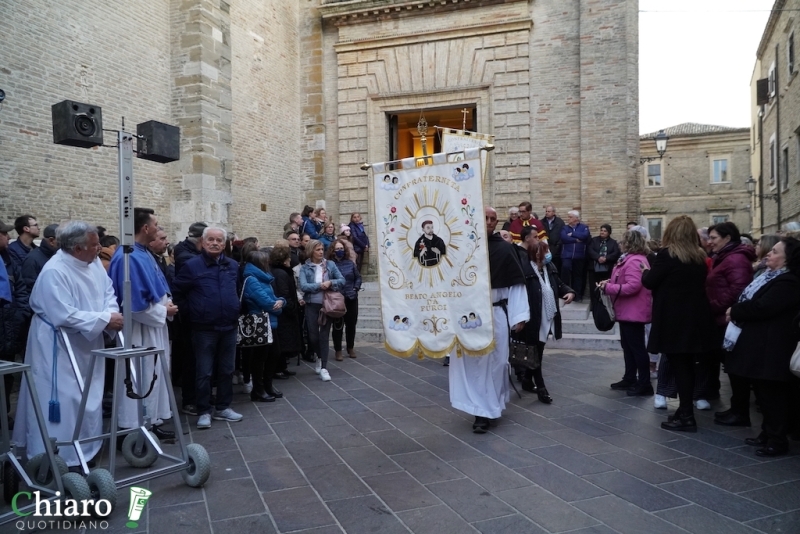 La processione della Sacra Spina