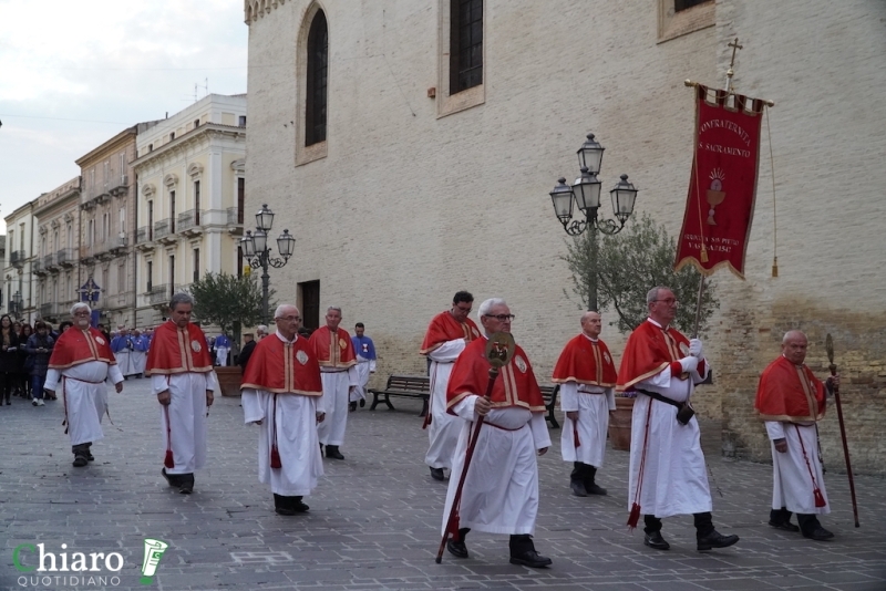 La processione della Sacra Spina