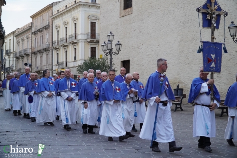 La processione della Sacra Spina