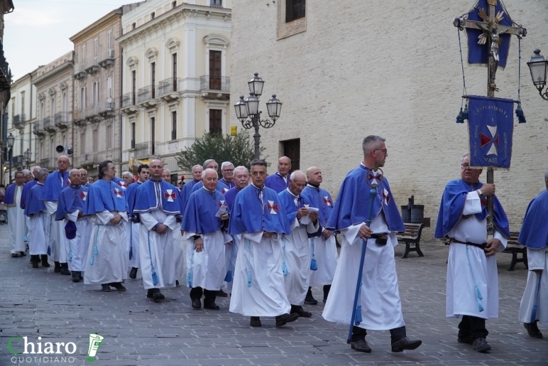 La processione della Sacra Spina
