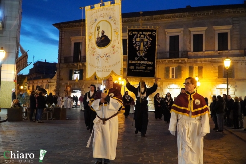 La processione della Sacra Spina