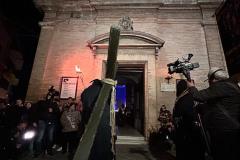 Il Cireneo fa il suo rientro in chiesa