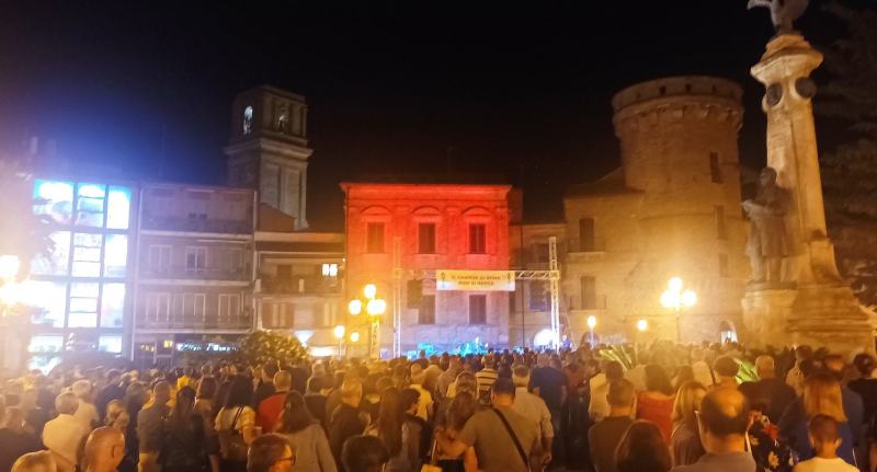 L'Avis Vasto fa festa con Uccio De Santis