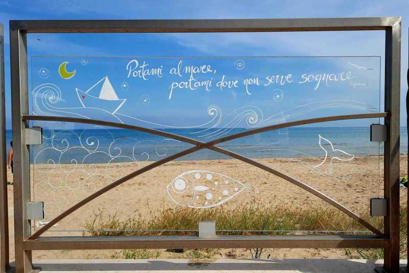 Le vetrate di Vasto Marina "prendono vita"