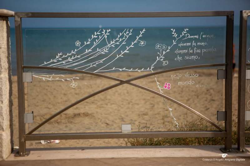 Le vetrate di Vasto Marina "prendono vita"