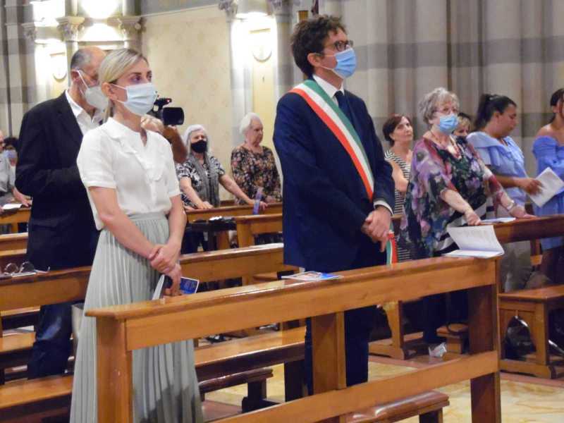 L'ingresso a San Giuseppe del parroco don Luca Corazzari