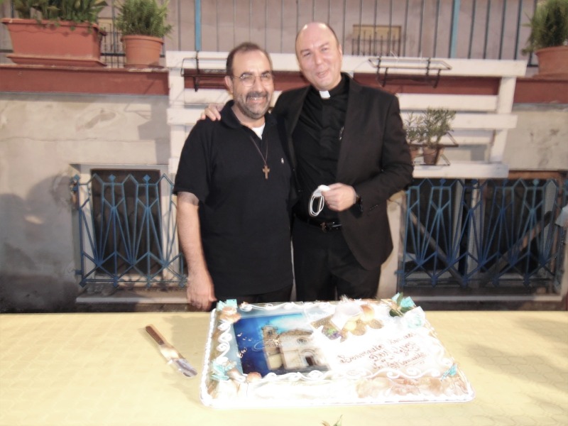 L'ingresso a San Giuseppe del parroco don Luca Corazzari