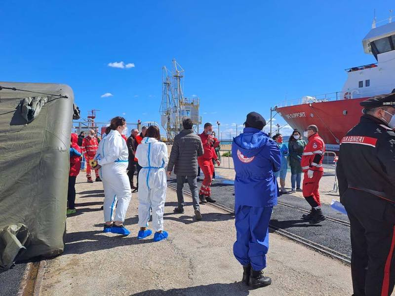 Nave Emergency a Ortona