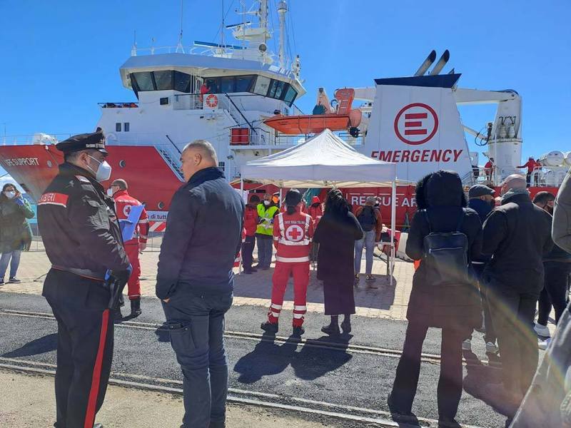 Nave Emergency a Ortona