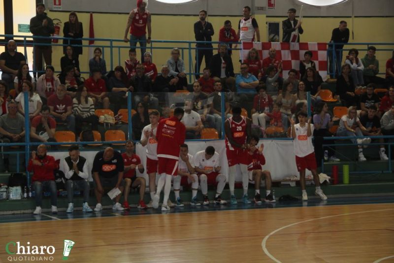 iserniavastobasket-40