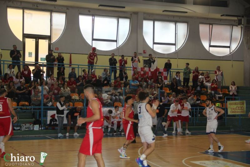 iserniavastobasket-47