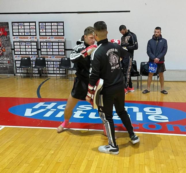 Officina 84 a Fight Clubbing amateur