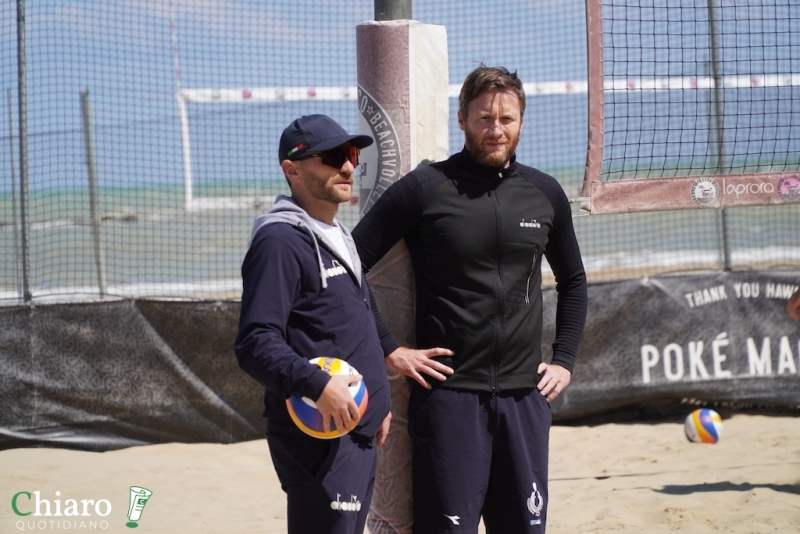 Pescara - Gli azzurri del beach volley in allenamento