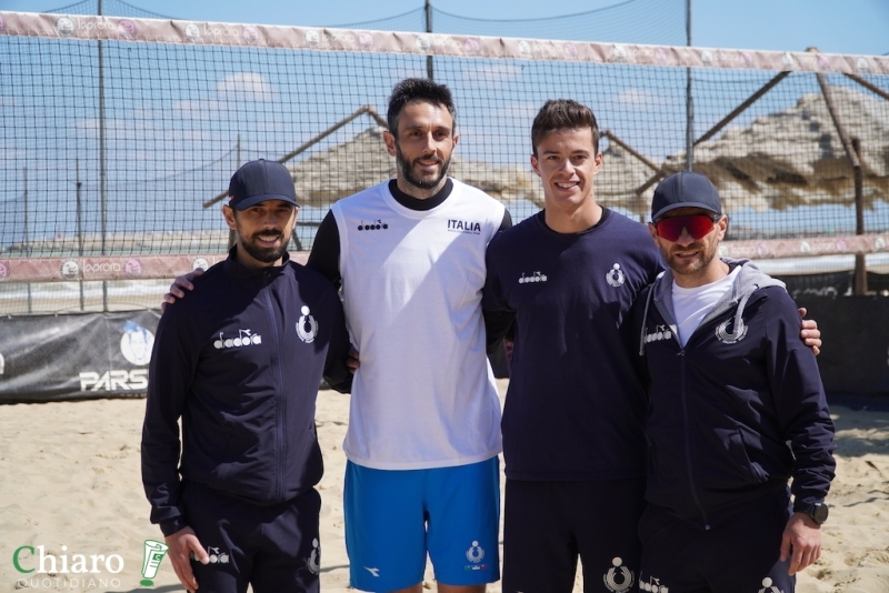 Pescara - Gli azzurri del beach volley in allenamento