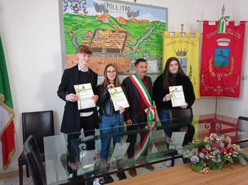 Pollutri - Premiati gli studenti meritevoli