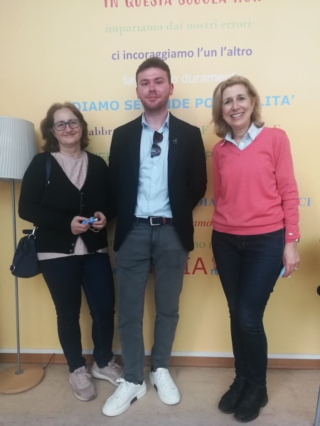 Job-shadowing-con-docenti-della-scuola-spagnola-IES-Salvator-Allende