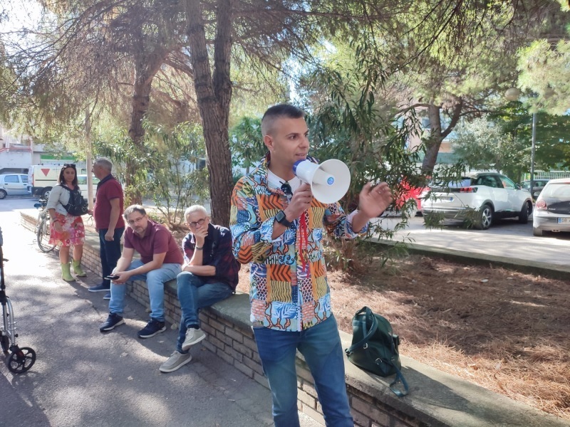 protesta-abbattimento-pini-16