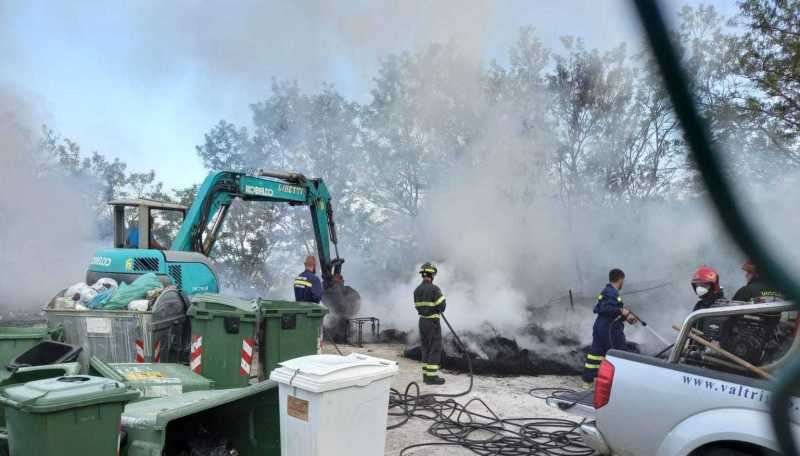 Castelguidone - Rifiuti a fuoco