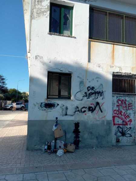 rifiuti-chiesa-san-nicola