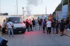Caro gasolio, pescatori bloccano il porto di Vasto